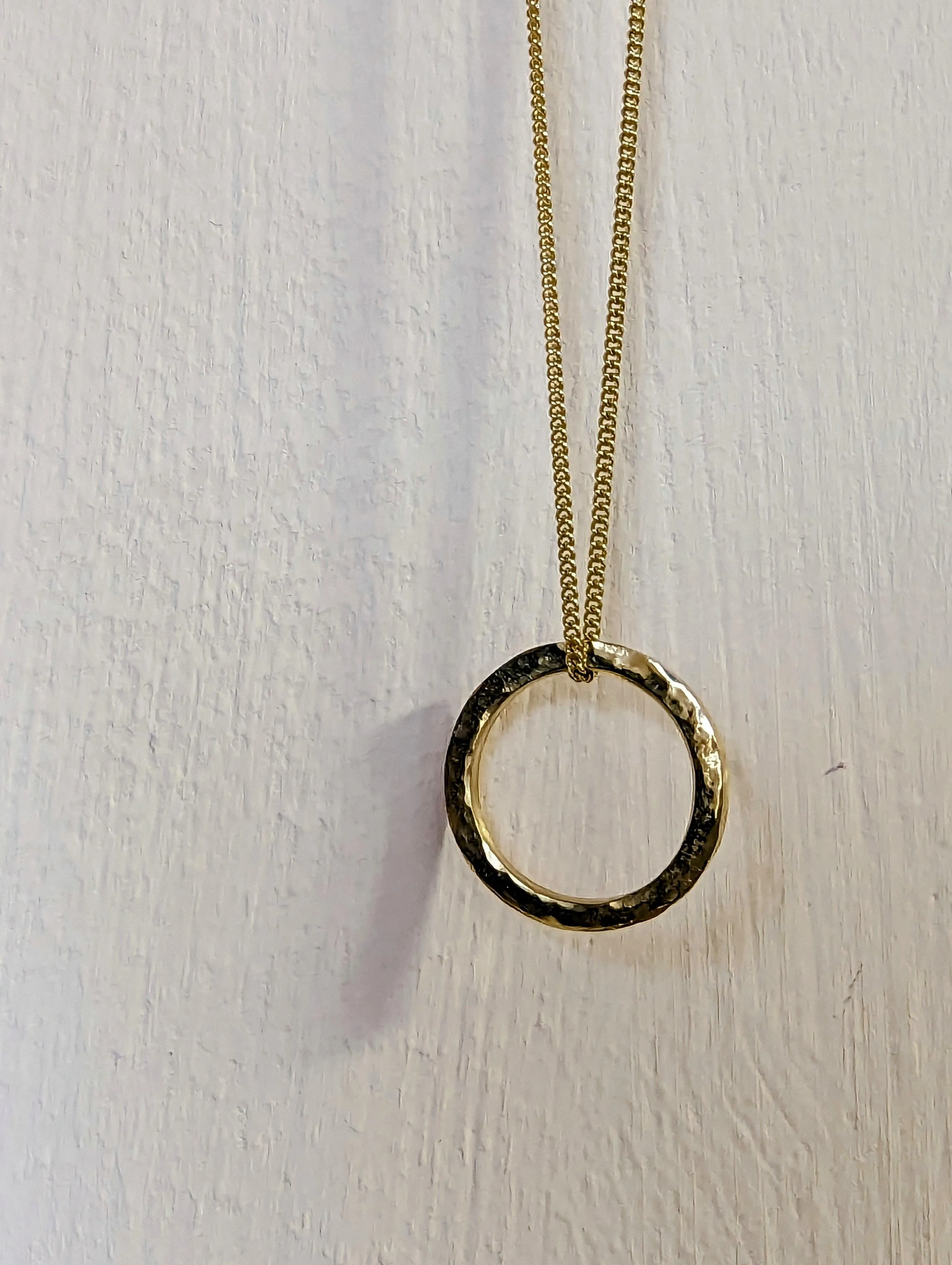 9ct Yellow Gold Circle Necklace