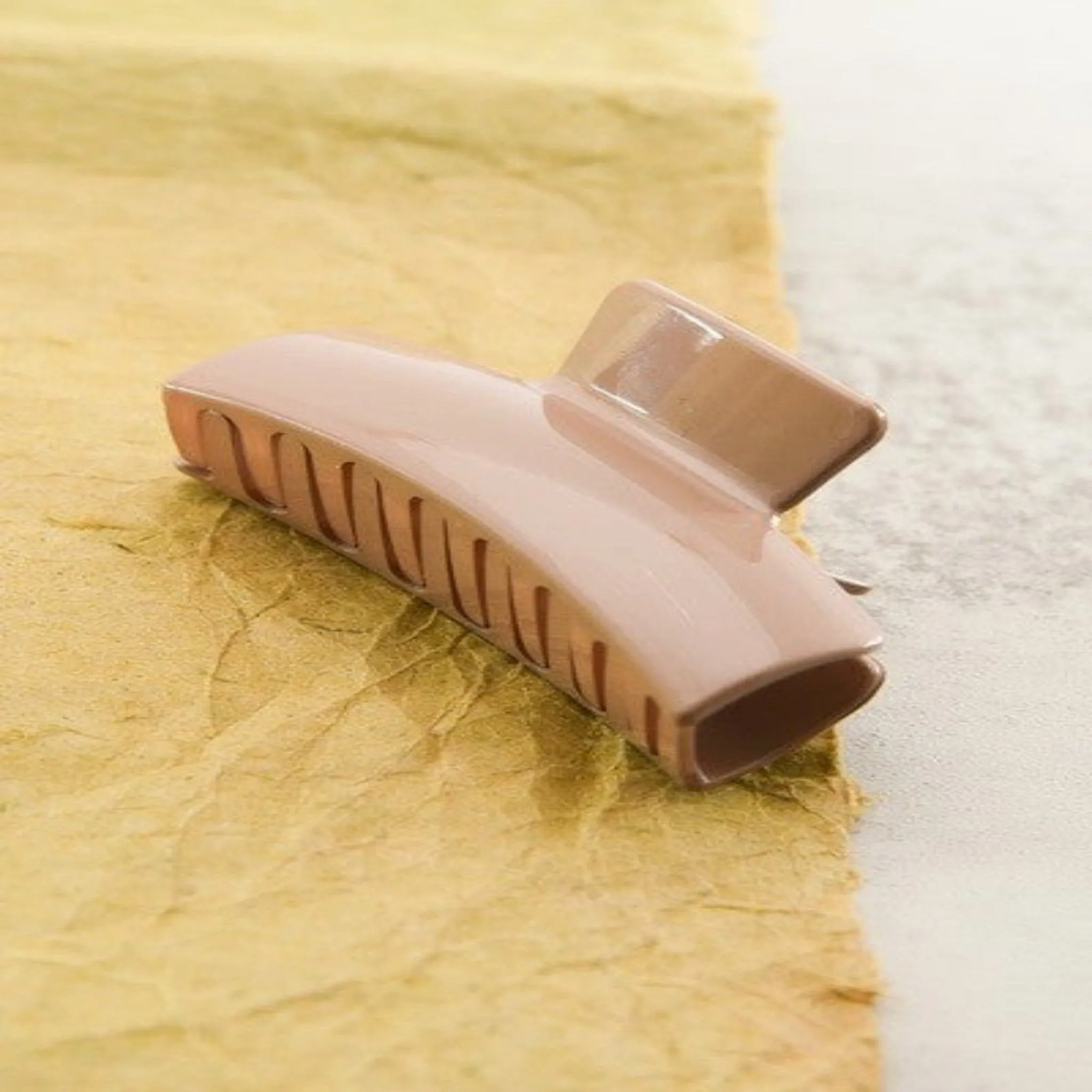 Basic Neutral Hair Clip