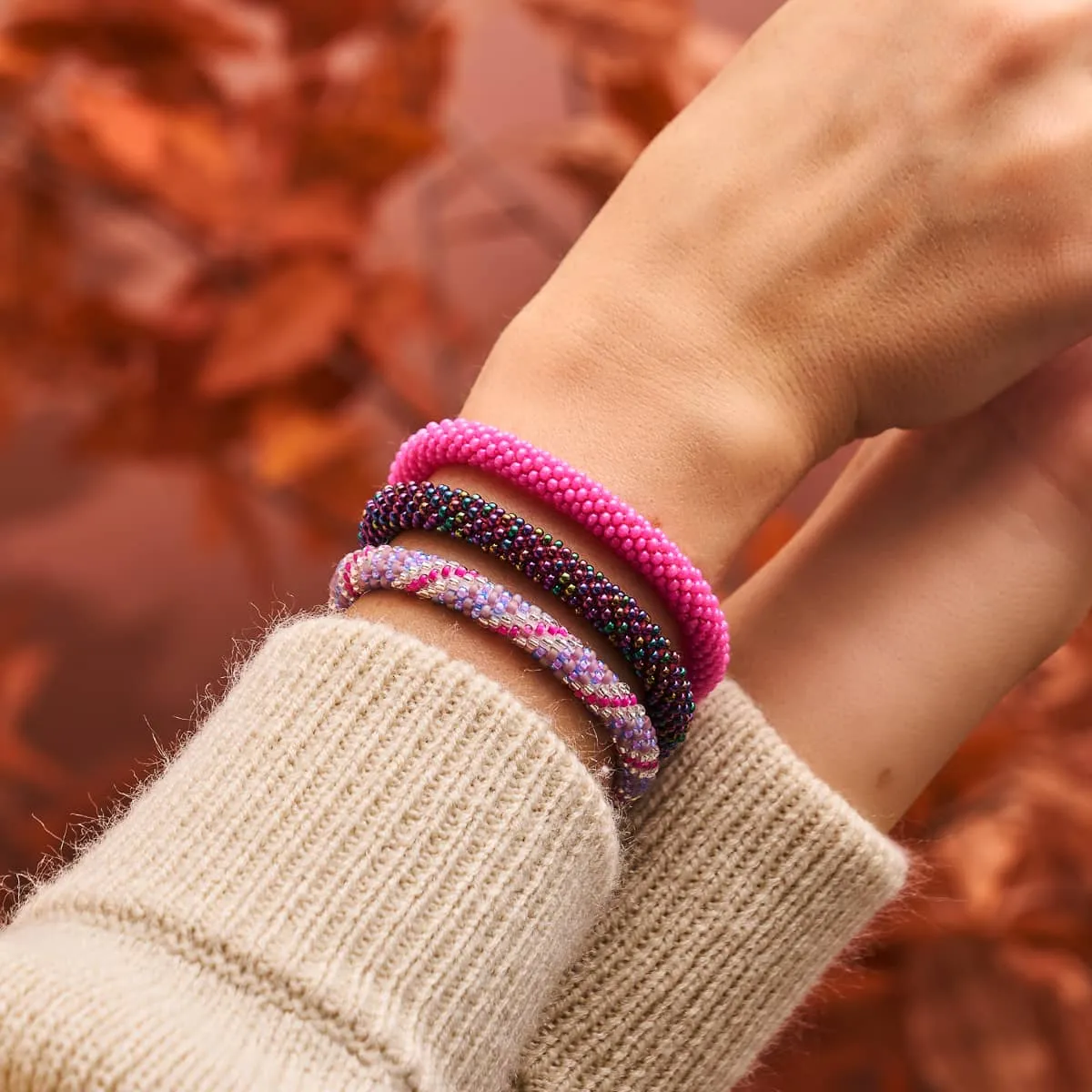 Berry Twist | Himalayan Glass Bead Bracelet