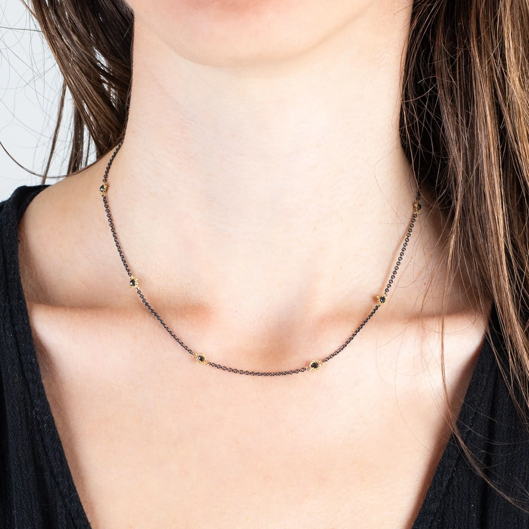 Contrast Petite Stone Necklace in Black Diamond