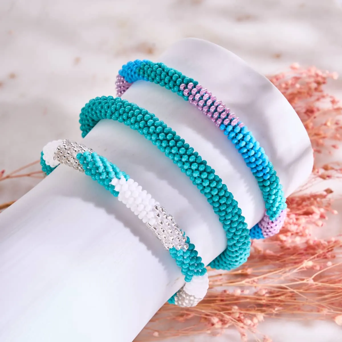 Daydream | Himalayan Glass Bead Bracelet