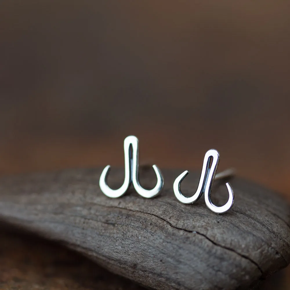 Double Hook Stud Earring