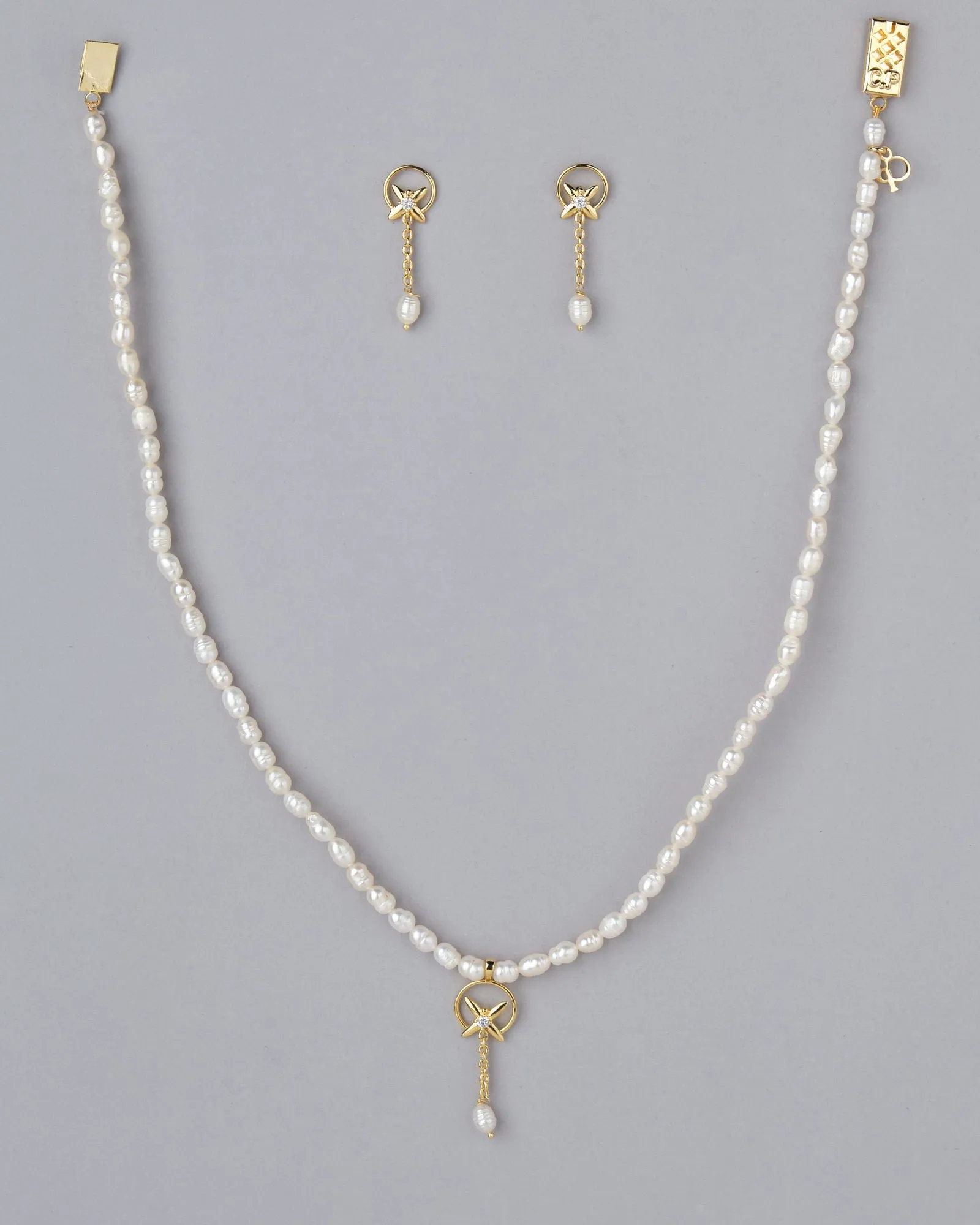 Elegant Pearl Necklace Set