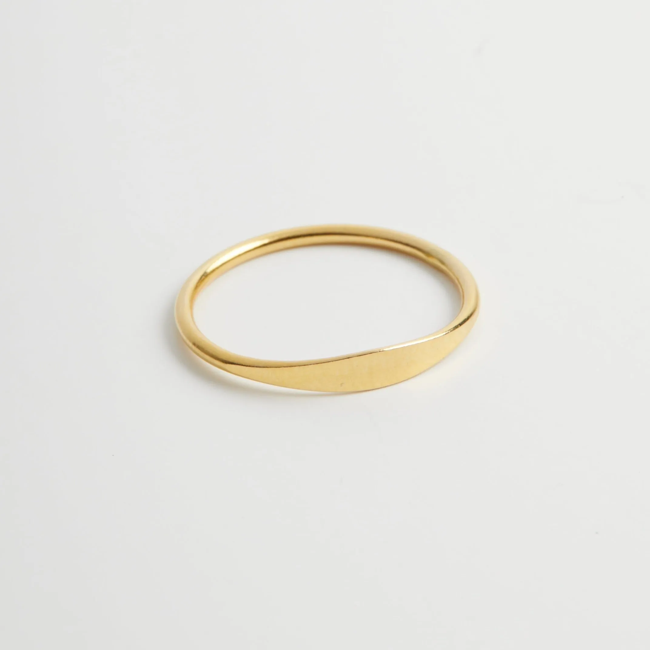 Enzi Gold Signet Ring