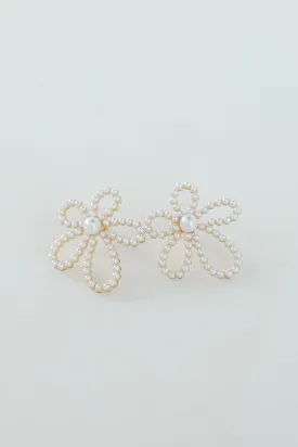 Eve Gold Pearl Flower Stud Earrings