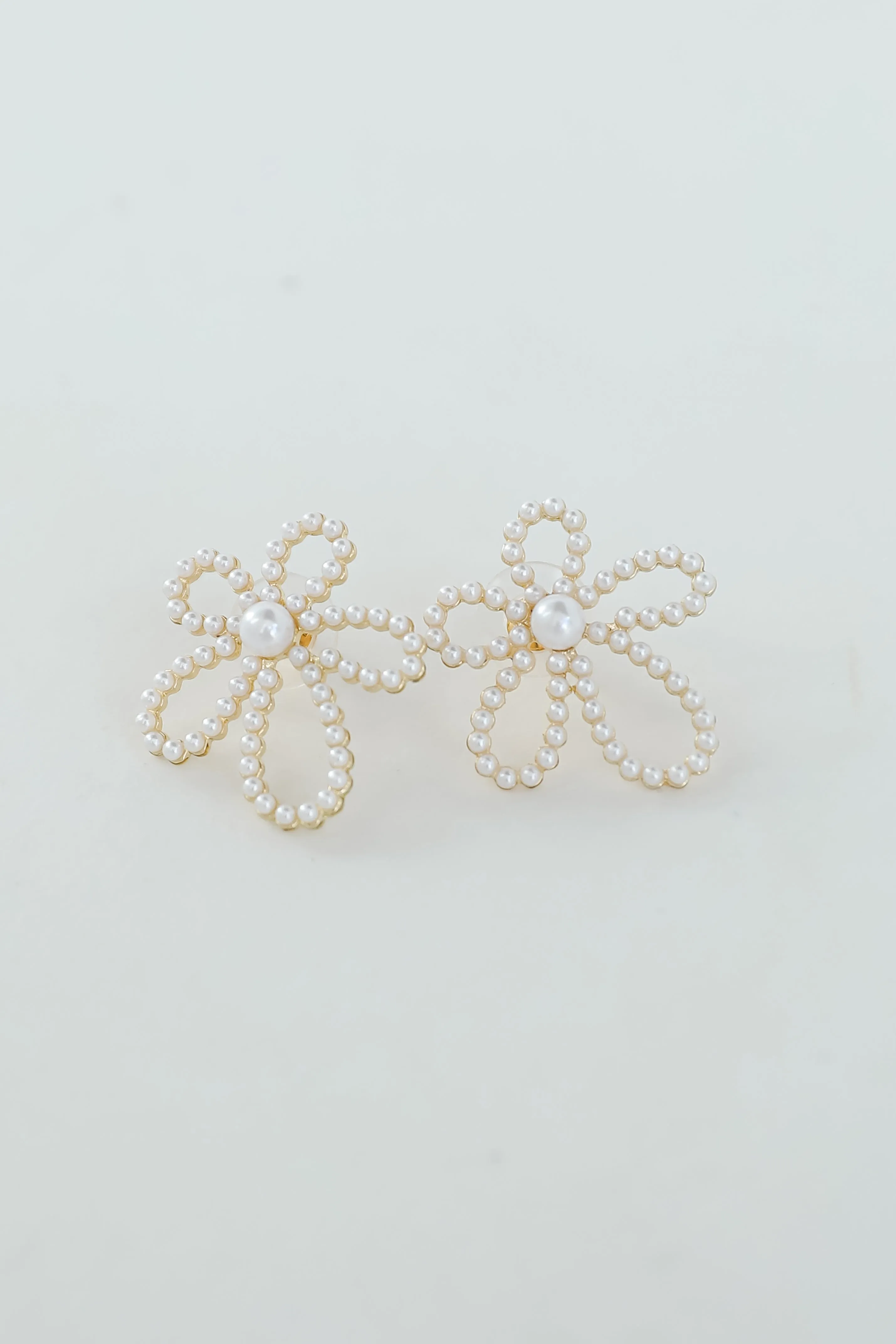 Eve Gold Pearl Flower Stud Earrings