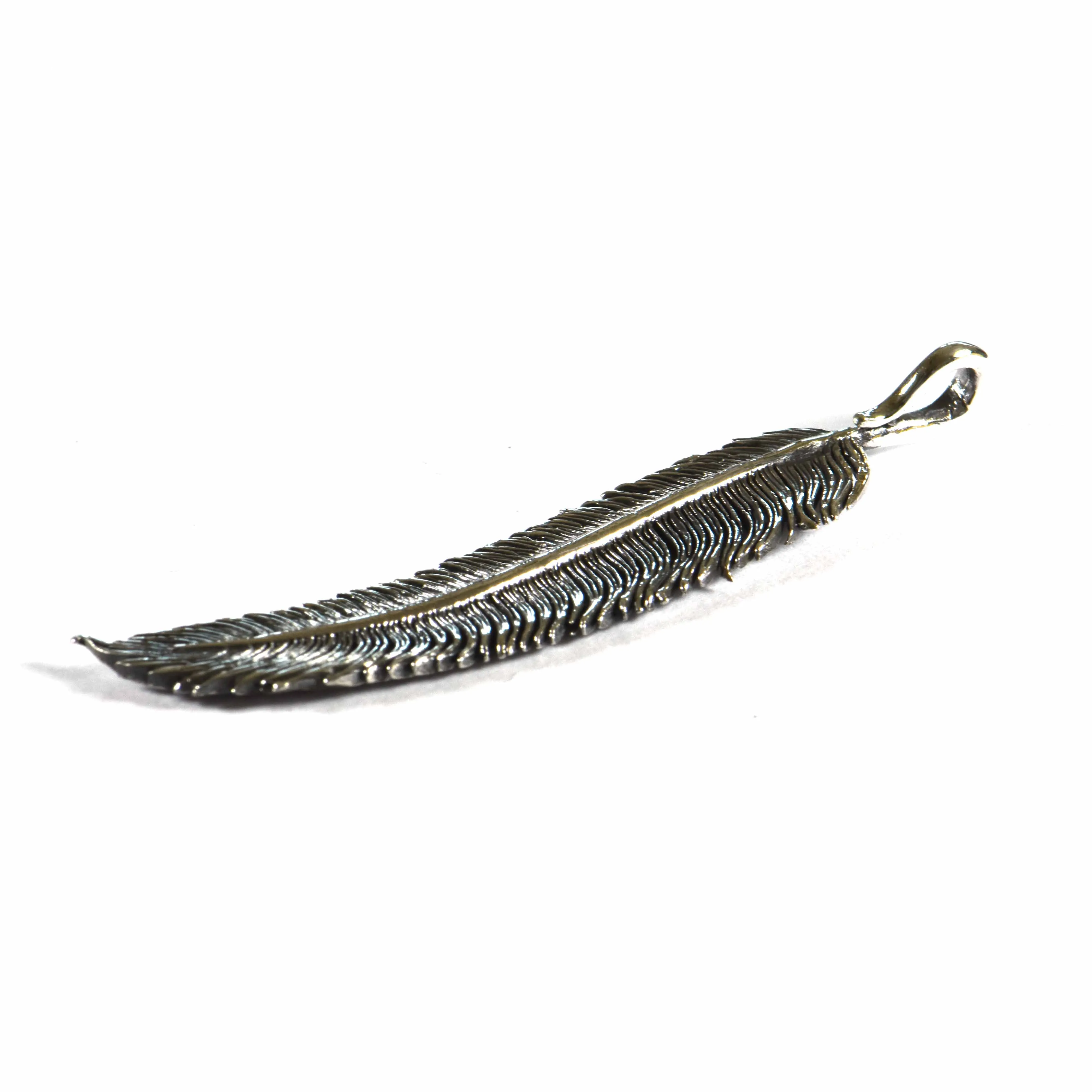 Feather silver pendant with oxidize