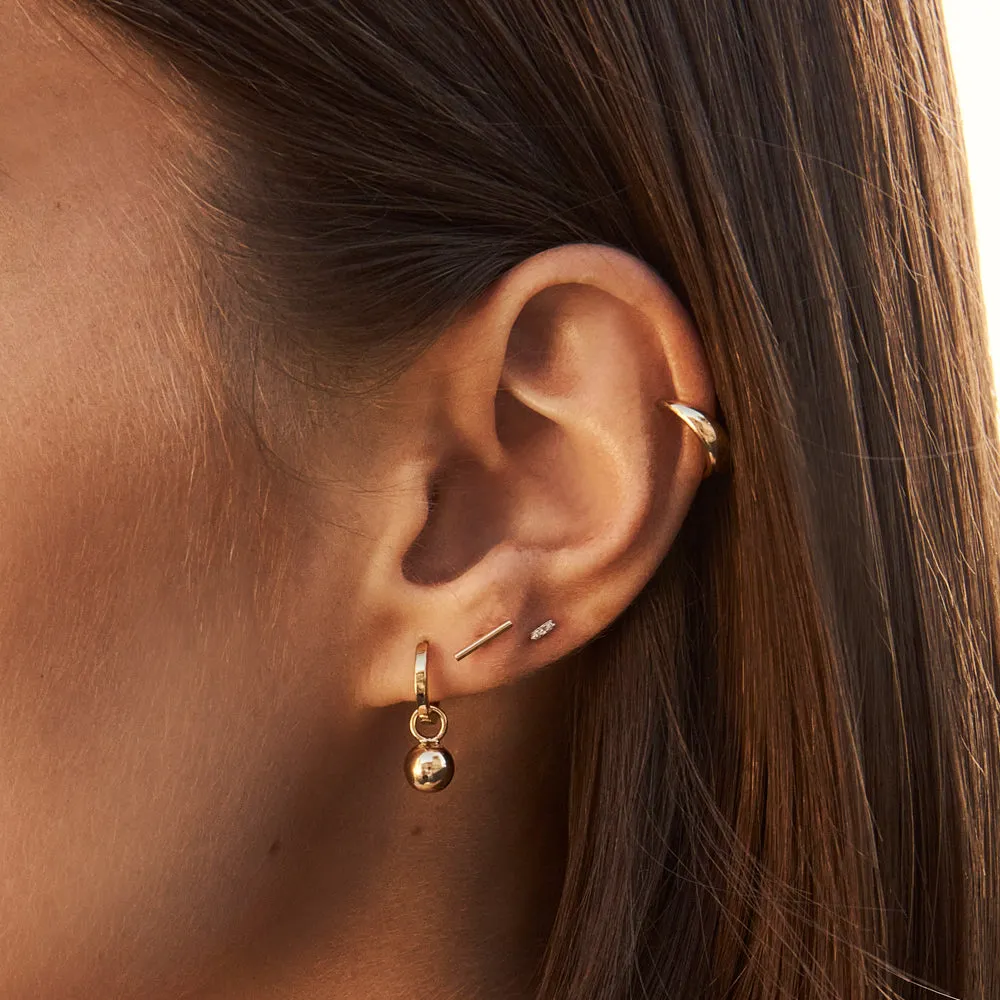 Fine Bar Stud Earrings in 10k Gold