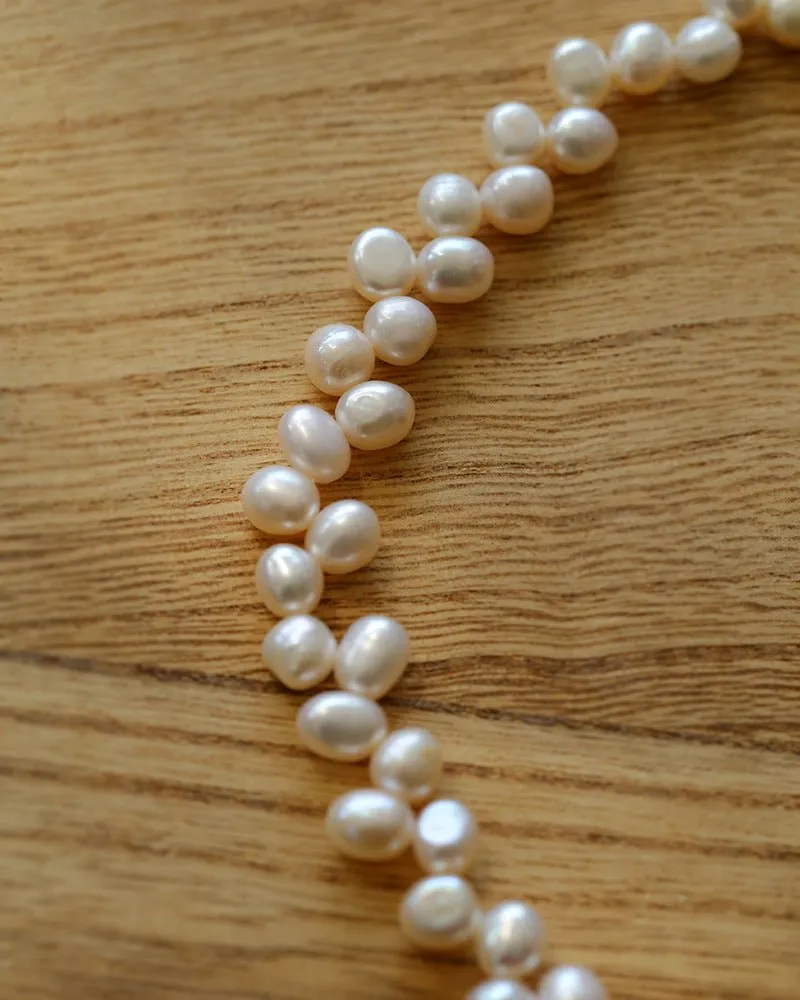 Irregular Natural Pearl Choker Necklace