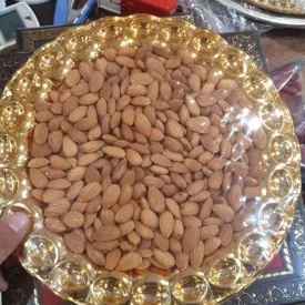 Net Badam In A Fancy Plastic Tray 500 GMS