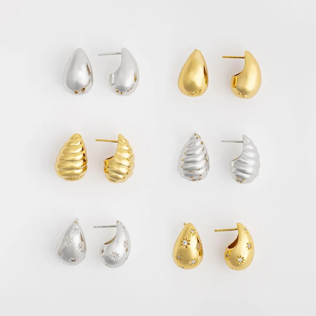 Teardrop Seashell Gold 20mm Stud Earrings