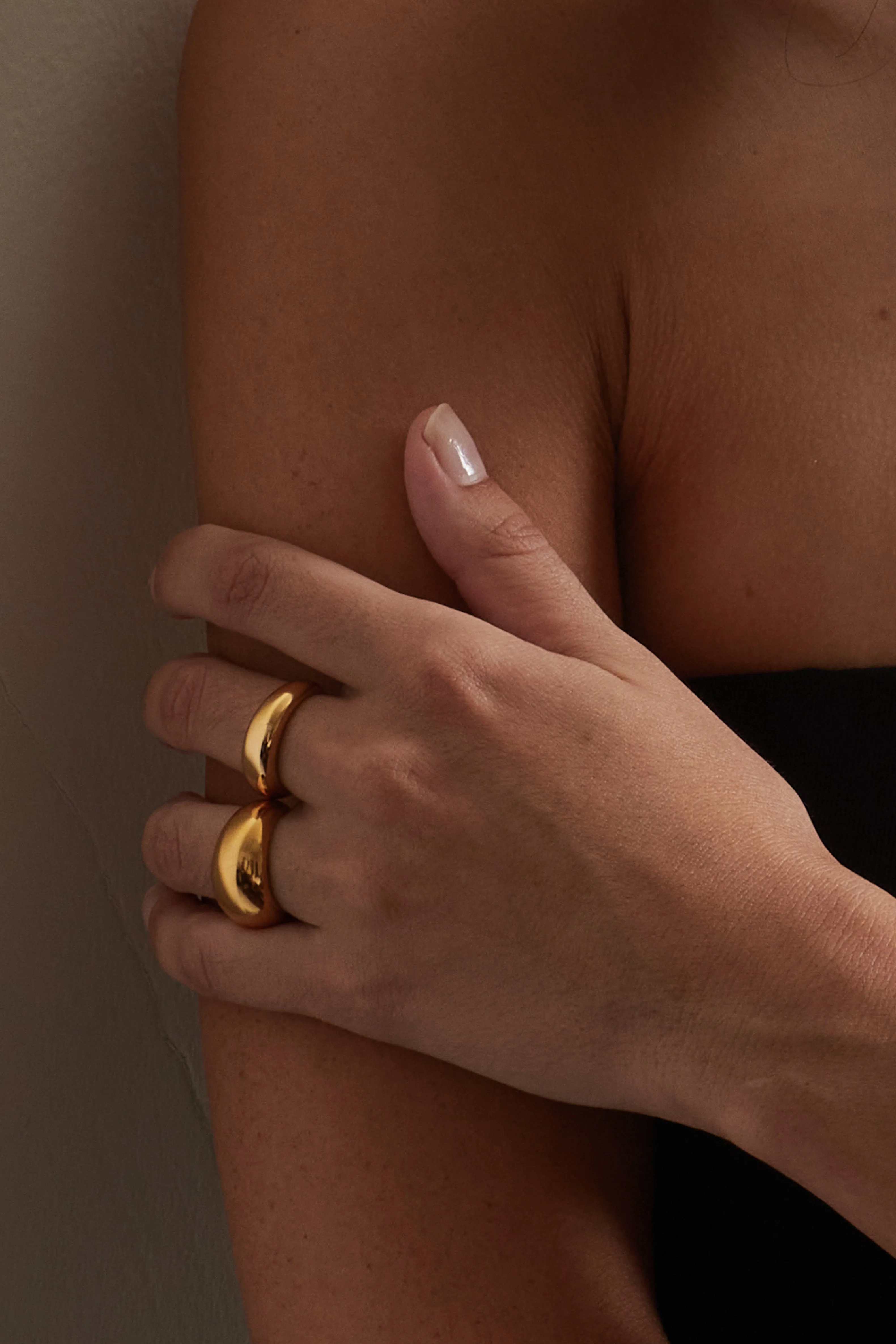 Thin Gold Orb Ring