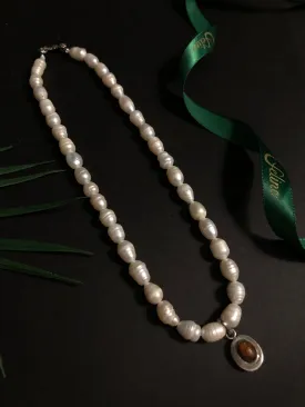 Valda Pearl necklace