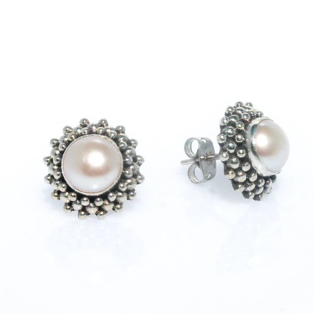 Vintage Pearl Stud Earrings